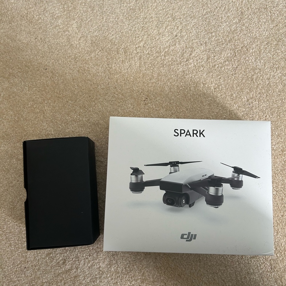 DJI spark- Alpine White